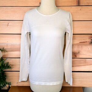 Fabletics White Long Sleeve Pullover Tee Trimmed in Mesh Size S/M